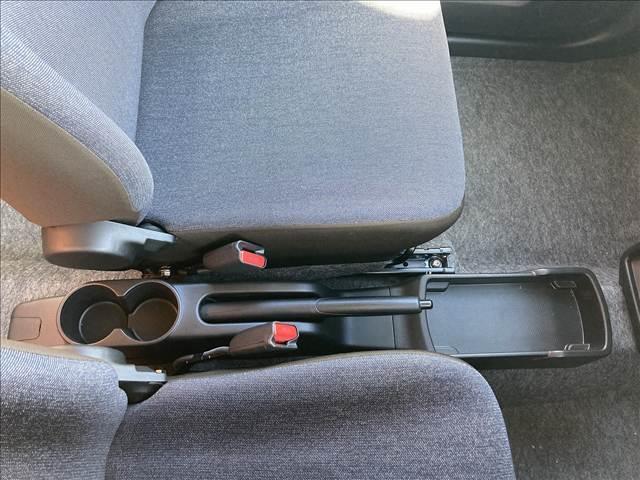 アルト Ａ　禁煙車　４ＷＤ　シートヒーター　スズキセーフティーサポート　マニュアルエアコン　横滑り抑制機能　車線逸脱警報　誤発進抑制機能　シートヒーター　アイドリングストップ　パワーウインドウ　パワーステアリング（60枚目）