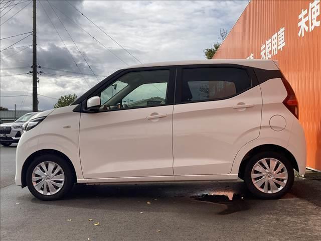 デイズ Ｂ　禁煙車　ＳＤナビ　マニュアルエアコン　キーレスキー　バニティーミラー　アイドリングストップ　パワーステアリング　パワーウインドウ　横滑り抑制機能　シートリフター　チルトステアリング（28枚目）