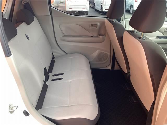 デイズ Ｂ　禁煙車　ＳＤナビ　マニュアルエアコン　キーレスキー　バニティーミラー　アイドリングストップ　パワーステアリング　パワーウインドウ　横滑り抑制機能　シートリフター　チルトステアリング（40枚目）