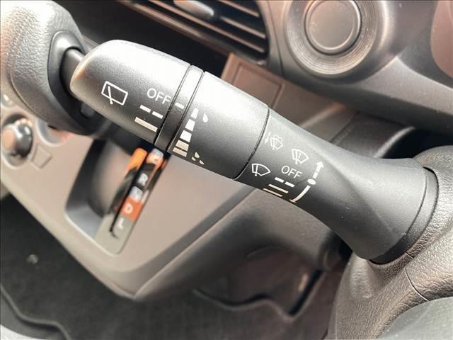 デイズ Ｂ　禁煙車　ＳＤナビ　マニュアルエアコン　キーレスキー　バニティーミラー　アイドリングストップ　パワーステアリング　パワーウインドウ　横滑り抑制機能　シートリフター　チルトステアリング（42枚目）