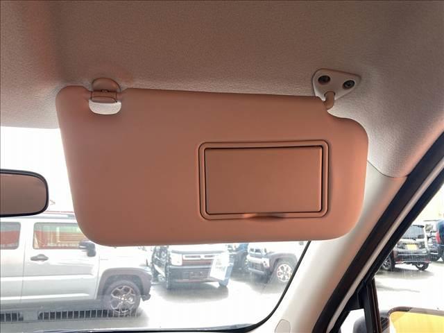 デイズ Ｂ　禁煙車　ＳＤナビ　マニュアルエアコン　キーレスキー　バニティーミラー　アイドリングストップ　パワーステアリング　パワーウインドウ　横滑り抑制機能　シートリフター　チルトステアリング（55枚目）