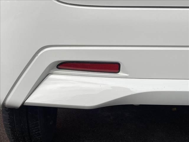 デイズ Ｂ　禁煙車　ＳＤナビ　マニュアルエアコン　キーレスキー　バニティーミラー　アイドリングストップ　パワーステアリング　パワーウインドウ　横滑り抑制機能　シートリフター　チルトステアリング（73枚目）