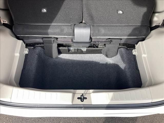 デイズ Ｂ　禁煙車　ＳＤナビ　マニュアルエアコン　キーレスキー　バニティーミラー　アイドリングストップ　パワーステアリング　パワーウインドウ　横滑り抑制機能　シートリフター　チルトステアリング（76枚目）