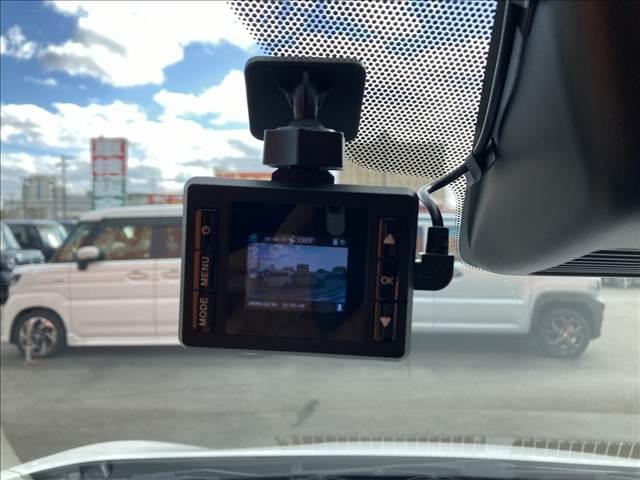 デイズ X 禁煙車 4WD SDナビ バックカメラ インテリジェントエマージェンシーブレーキ ドライブレコーダー ETC シートヒーター スマートキー オートライト シートリフター チルトステアリング(10枚目)