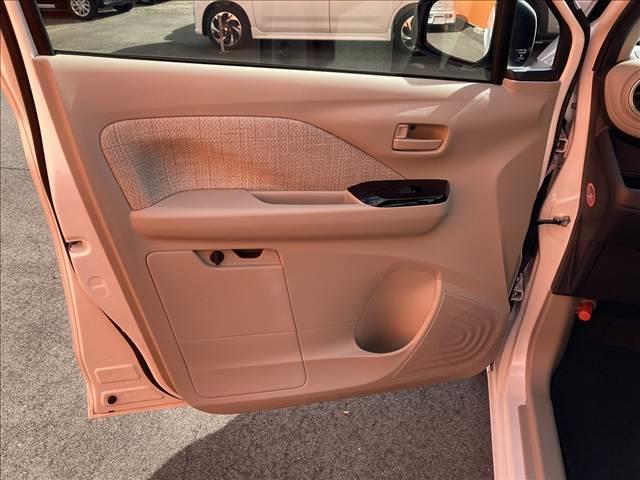 デイズ X 禁煙車 4WD SDナビ バックカメラ インテリジェントエマージェンシーブレーキ ドライブレコーダー ETC シートヒーター スマートキー オートライト シートリフター チルトステアリング(31枚目)