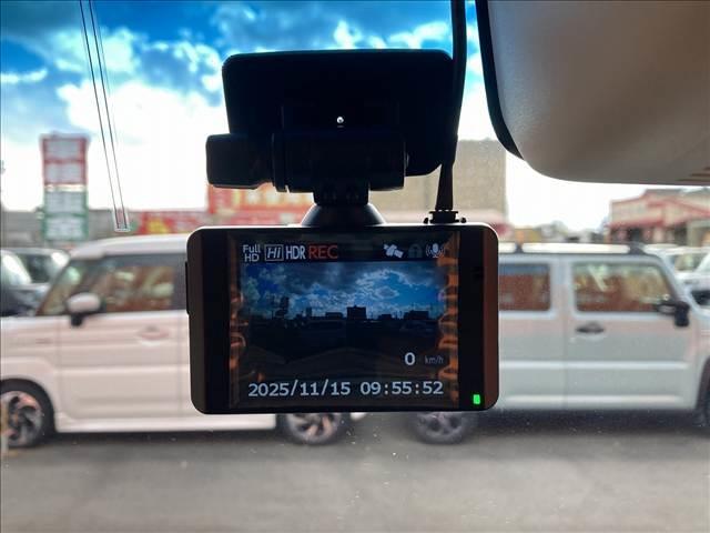 �y�h���C�u���R�[�_�[�z����S��ɂP�䂪���Ă���Ƃ�����h�����R�t���B�����������ۂɕی���Г��̂��Ƃ���y�ɂȂ�܂��B