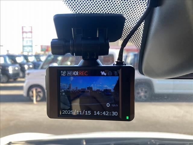 デイズ Ｓ　禁煙車　４ＷＤ　ＳＤナビ　バックカメラ　インテリジェントエマージェンシーブレーキ　ドライブレコーダー　シートヒーター　シートリフター　ＥＴＣ　チルトステアリング　パワーステアリング　パワーウインドウ（10枚目）