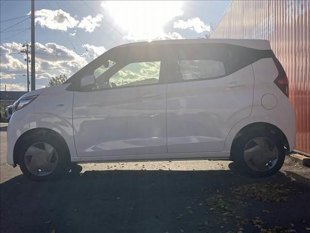 デイズ Ｓ　禁煙車　４ＷＤ　ＳＤナビ　バックカメラ　インテリジェントエマージェンシーブレーキ　ドライブレコーダー　シートヒーター　シートリフター　ＥＴＣ　チルトステアリング　パワーステアリング　パワーウインドウ（29枚目）