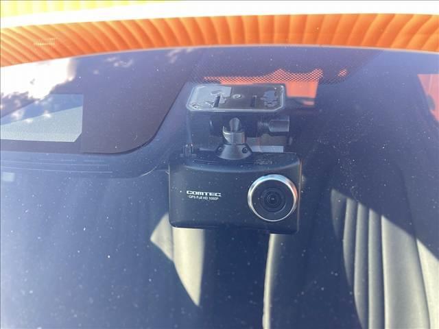 ふぃのの在庫を見ていただきありがとうございます。総在庫６００台以上　届出済未使用車専門店でございます。ぜひ一度　０１２０‐１５３‐４４０までお問合せください