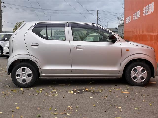 ふぃのの在庫を見ていただきありがとうございます。総在庫６００台以上　届出済未使用車専門店でございます。ぜひ一度　０１２０‐１５３‐４４０までお問合せください