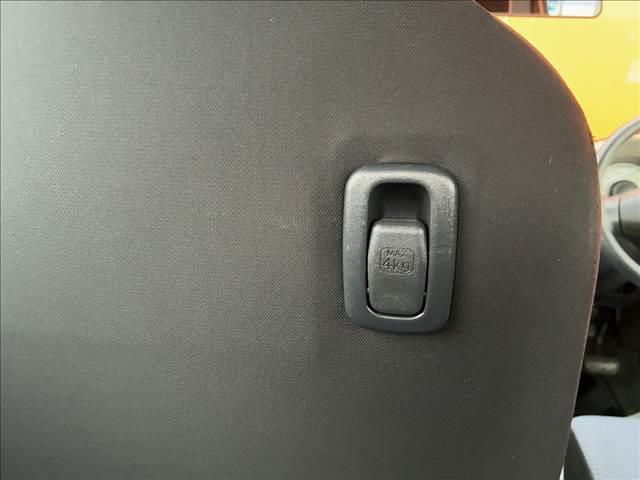 ふぃのの在庫を見ていただきありがとうございます。総在庫６００台以上　届出済未使用車専門店でございます。ぜひ一度　０１２０‐１５３‐４４０までお問合せください