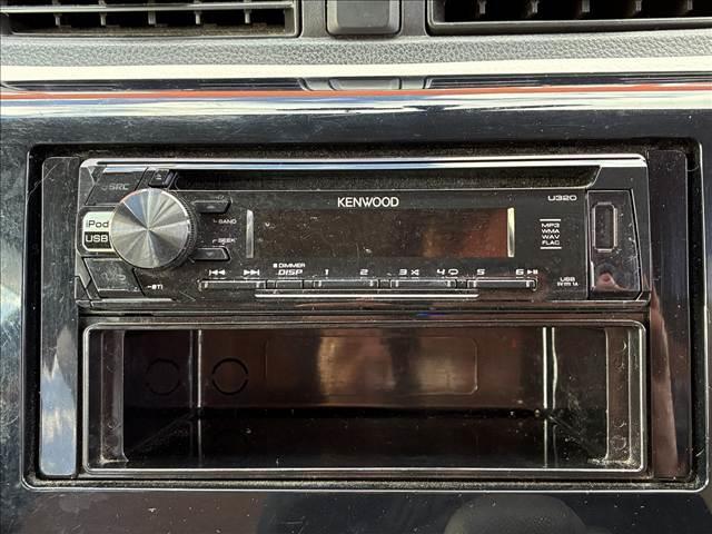 デイズ Ｊ　禁煙車　　ＣＤデッキ　ドライブレコーダー　マニュアルエアコン　バニティーミラー　ドリンクホルダー　ヘッドライトレベライザー　シガーソケット　エンジンスターター　パワーステアリング　パワーウインドウ（9枚目）