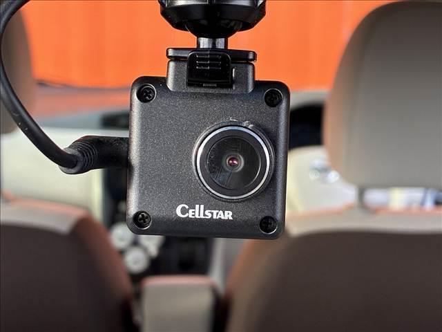 デイズ Ｊ　禁煙車　　ＣＤデッキ　ドライブレコーダー　マニュアルエアコン　バニティーミラー　ドリンクホルダー　ヘッドライトレベライザー　シガーソケット　エンジンスターター　パワーステアリング　パワーウインドウ（11枚目）