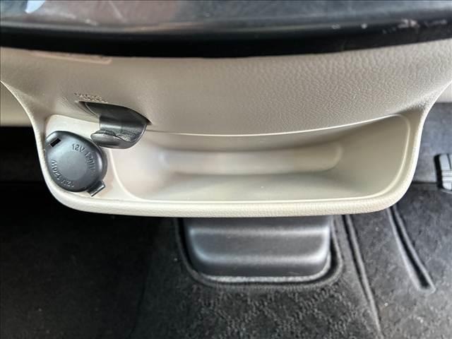 デイズ Ｊ　禁煙車　　ＣＤデッキ　ドライブレコーダー　マニュアルエアコン　バニティーミラー　ドリンクホルダー　ヘッドライトレベライザー　シガーソケット　エンジンスターター　パワーステアリング　パワーウインドウ（58枚目）