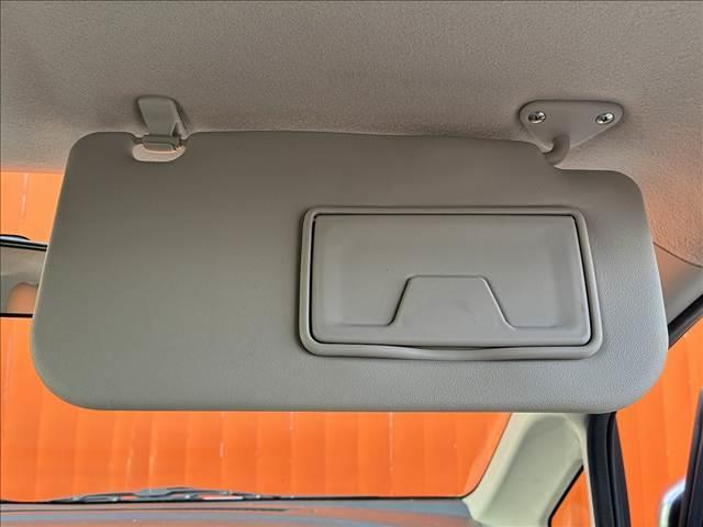 デイズ Ｊ　禁煙車　　ＣＤデッキ　ドライブレコーダー　マニュアルエアコン　バニティーミラー　ドリンクホルダー　ヘッドライトレベライザー　シガーソケット　エンジンスターター　パワーステアリング　パワーウインドウ（64枚目）