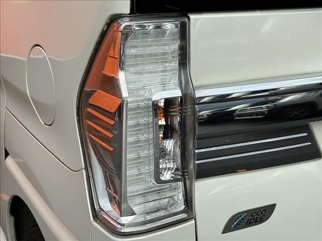 タント カスタムＲＳ“ＳＡ”　禁煙車　４ＷＤ　ＳＤナビ　ＥＴＣ　スマートアシストＩＩＩ　両側電動スライドドア　ドライブレコーダー　バックカメラ　スマートキー　ＬＥＤライト　サンシェード　バニティーミラー　パワーステアリング（28枚目）