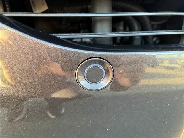 デイズ Ｘ　禁煙車　４ＷＤ　純正９インチナビ　インテリジェントエマージェンシーブレーキ　全方位モニター　シートヒーター　スマートキー　ＥＴＣ　ＵＳＢ　純正アルミホイール　ＳＲＳエアバック　バニティーミラー（25枚目）