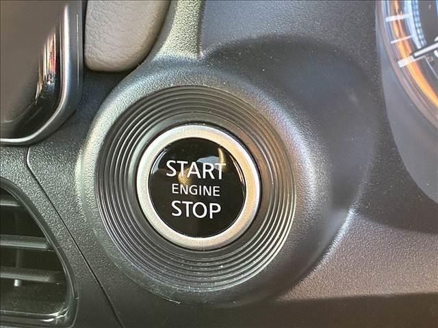 デイズ Ｘ　禁煙車　４ＷＤ　純正９インチナビ　インテリジェントエマージェンシーブレーキ　全方位モニター　シートヒーター　スマートキー　ＥＴＣ　ＵＳＢ　純正アルミホイール　ＳＲＳエアバック　バニティーミラー（60枚目）