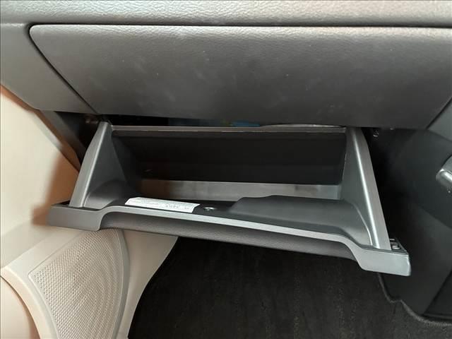 デイズ Ｘ　禁煙車　４ＷＤ　純正９インチナビ　インテリジェントエマージェンシーブレーキ　全方位モニター　シートヒーター　スマートキー　ＥＴＣ　ＵＳＢ　純正アルミホイール　ＳＲＳエアバック　バニティーミラー（70枚目）