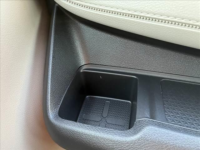 デイズ Ｘ　禁煙車　４ＷＤ　純正９インチナビ　インテリジェントエマージェンシーブレーキ　全方位モニター　シートヒーター　スマートキー　ＥＴＣ　ＵＳＢ　純正アルミホイール　ＳＲＳエアバック　バニティーミラー（71枚目）