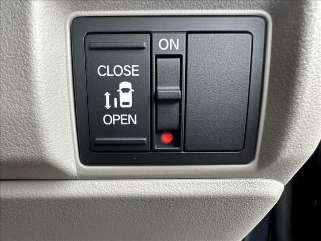 Ｎ－ＢＯＸ Ｎ－ＢＯＸ　届出済未使用車　ホンダセンシング　４ＷＤ　電動スライドドア　アダプティブクルーズコントロール　バックカメラ　シートヒーター　ＬＥＤヘッドライト　オートエアコン　サンシェード　アームレスト　エアバック（12枚目）