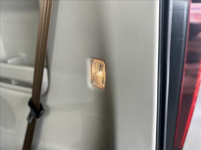 Ｎ－ＢＯＸ Ｎ－ＢＯＸ　届出済未使用車　ホンダセンシング　４ＷＤ　電動スライドドア　アダプティブクルーズコントロール　バックカメラ　シートヒーター　ＬＥＤヘッドライト　オートエアコン　サンシェード　アームレスト　エアバック（31枚目）