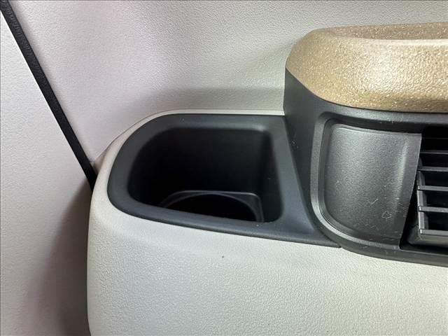 Ｎ－ＢＯＸ Ｎ－ＢＯＸ　届出済未使用車　ホンダセンシング　４ＷＤ　電動スライドドア　アダプティブクルーズコントロール　バックカメラ　シートヒーター　ＬＥＤヘッドライト　オートエアコン　サンシェード　アームレスト　エアバック（45枚目）