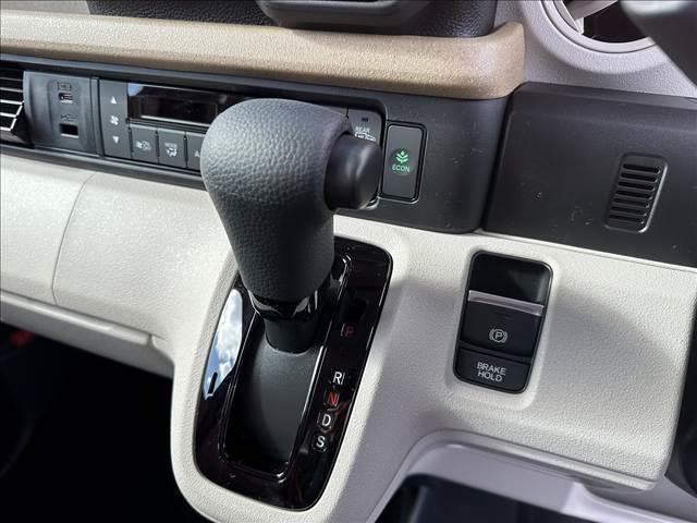 Ｎ－ＢＯＸ Ｎ－ＢＯＸ　届出済未使用車　ホンダセンシング　４ＷＤ　電動スライドドア　アダプティブクルーズコントロール　バックカメラ　シートヒーター　ＬＥＤヘッドライト　オートエアコン　サンシェード　アームレスト　エアバック（50枚目）