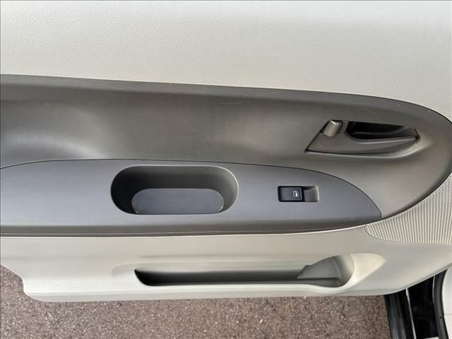 タント Ｌ　両側スライドドア　ＳＤナビ　バックカメラ　ドライブレコーダー　マニュアルエアコン　サンシェード　アイドリングストップ　横滑り抑制機能　パワーウインドウ　パワーステアリング　バニティーミラー（36枚目）