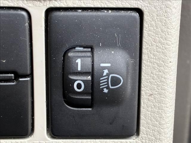 タント Ｌ　両側スライドドア　ＳＤナビ　バックカメラ　ドライブレコーダー　マニュアルエアコン　サンシェード　アイドリングストップ　横滑り抑制機能　パワーウインドウ　パワーステアリング　バニティーミラー（51枚目）