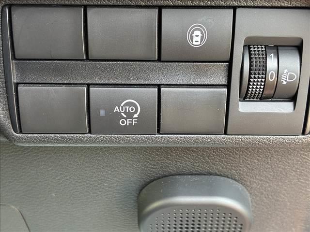 デイズ ハイウェイスターＸ　禁煙車　インテリジェントエマージェンシーブレーキ　ＬＥＤヘッドライト　バックカメラ　シートヒーター　スマートキー　オートライト　オートエアコン　ＳＲＳエアバック　純正アルミホイール　チルトステアリング（9枚目）