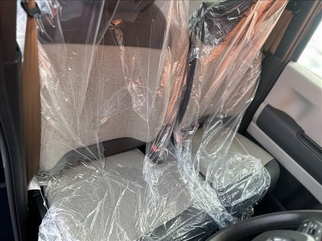 Ｎ－ＢＯＸ Ｎ－ＢＯＸ　届出済未使用車　４ＷＤ　ホンダセンシング　電動スライドドア　アダプティブクルーズコントロール　バックカメラ　シートヒーター　ＬＥＤヘッドライト　オートエアコン　サンシェード　アームレスト　エアバック（14枚目）