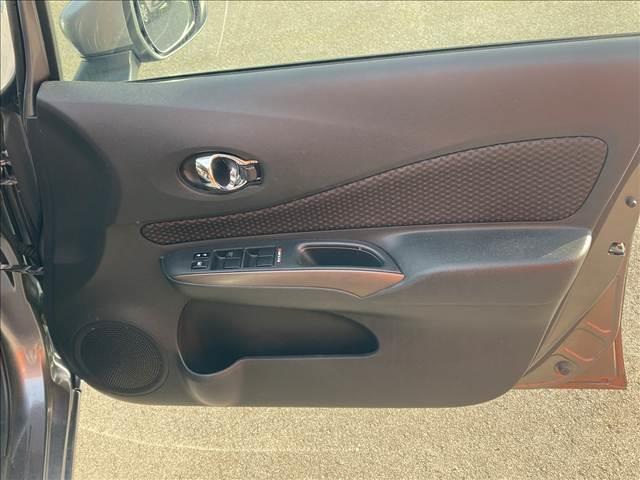 ノート ｅ－ＰＯＷＥＲ　ＭＥＤＡＬＩＳＴ　禁煙車　ＳＤナビ　オートエアコン　インテリジェントエマージェンシーブレーキ　スマートキー　純正アルミホイール　オートライト　ＥＴＣ　ＬＥＤライト　バニティーミラー　パワーウインドウ　パワーステアリング（35枚目）