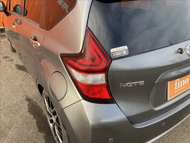 ノート ｅ－ＰＯＷＥＲ　ＭＥＤＡＬＩＳＴ　禁煙車　ＳＤナビ　オートエアコン　インテリジェントエマージェンシーブレーキ　スマートキー　純正アルミホイール　オートライト　ＥＴＣ　ＬＥＤライト　バニティーミラー　パワーウインドウ　パワーステアリング（74枚目）