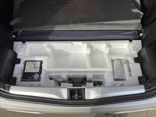 アルト Ｆ　禁煙車　４ＷＤ　５ＭＴ　ＳＤナビ　バックカメラ　ＥＴＣ　シートヒーター　キーレスキー　ＳＲＳエアバック　マニュアルエアコン　パワーステアリング　パワーウインドウ（44枚目）