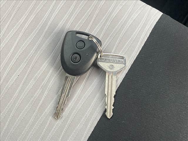 ミライース Ｘ“ＳＡＩＩＩ”　禁煙車　４ＷＤ　スマートアシストＩＩＩ　ＬＥＤライト　ヘッドライトレベライザー　アイドリングストップ　オートライト　オートハイビーム　パワーウインドウ　パワーステアリング（46枚目）