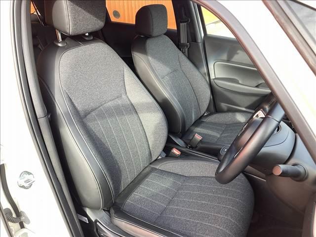 フィット ｅ：ＨＥＶ　ＨＯＭＥ　禁煙車　４ＷＤ　メモリーナビ　ＥＴＣ　ホンダセンシング　アダプティブクルーズコントロール　ドライブレコーダー　スマートキー　ＬＥＤライト　バックカメラ　オートエアコン　オートライト　ＵＳＢ（14枚目）