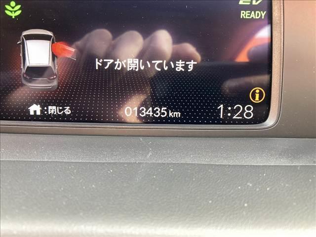 フィット ｅ：ＨＥＶ　ＨＯＭＥ　禁煙車　４ＷＤ　メモリーナビ　ＥＴＣ　ホンダセンシング　アダプティブクルーズコントロール　ドライブレコーダー　スマートキー　ＬＥＤライト　バックカメラ　オートエアコン　オートライト　ＵＳＢ（49枚目）