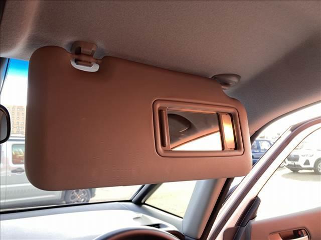 フィット ｅ：ＨＥＶ　ＨＯＭＥ　禁煙車　４ＷＤ　メモリーナビ　ＥＴＣ　ホンダセンシング　アダプティブクルーズコントロール　ドライブレコーダー　スマートキー　ＬＥＤライト　バックカメラ　オートエアコン　オートライト　ＵＳＢ（53枚目）