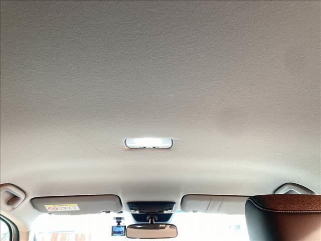 フィット ｅ：ＨＥＶ　ＨＯＭＥ　禁煙車　４ＷＤ　メモリーナビ　ＥＴＣ　ホンダセンシング　アダプティブクルーズコントロール　ドライブレコーダー　スマートキー　ＬＥＤライト　バックカメラ　オートエアコン　オートライト　ＵＳＢ（63枚目）