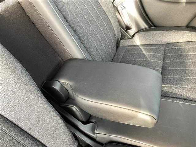 フィット ｅ：ＨＥＶ　ＨＯＭＥ　禁煙車　４ＷＤ　メモリーナビ　ＥＴＣ　ホンダセンシング　アダプティブクルーズコントロール　ドライブレコーダー　スマートキー　ＬＥＤライト　バックカメラ　オートエアコン　オートライト　ＵＳＢ（66枚目）