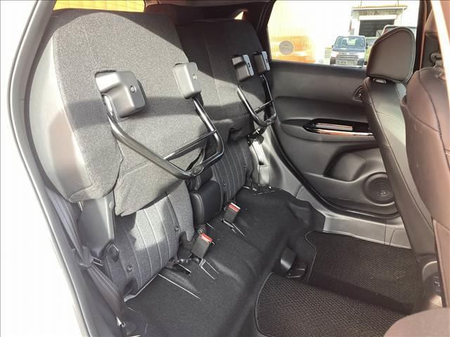 フィット ｅ：ＨＥＶ　ＨＯＭＥ　禁煙車　４ＷＤ　メモリーナビ　ＥＴＣ　ホンダセンシング　アダプティブクルーズコントロール　ドライブレコーダー　スマートキー　ＬＥＤライト　バックカメラ　オートエアコン　オートライト　ＵＳＢ（67枚目）
