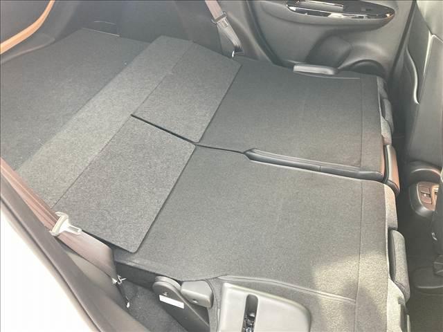 フィット ｅ：ＨＥＶ　ＨＯＭＥ　禁煙車　４ＷＤ　メモリーナビ　ＥＴＣ　ホンダセンシング　アダプティブクルーズコントロール　ドライブレコーダー　スマートキー　ＬＥＤライト　バックカメラ　オートエアコン　オートライト　ＵＳＢ（77枚目）