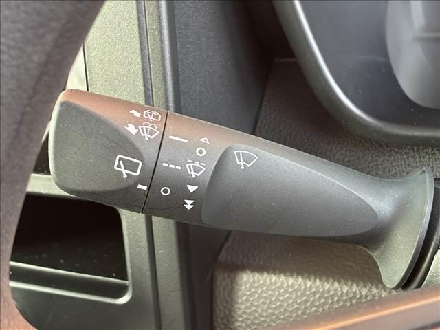 トール Ｘ　禁煙車　ＳＤナビ　スマートキー　ＥＴＣ　スマートアシストＩＩＩ　バックカメラ　サンシェード　ドライブレコーダー　バニティーミラー　パワーステアリング　チルトステアリング　パワーウインドウ（52枚目）