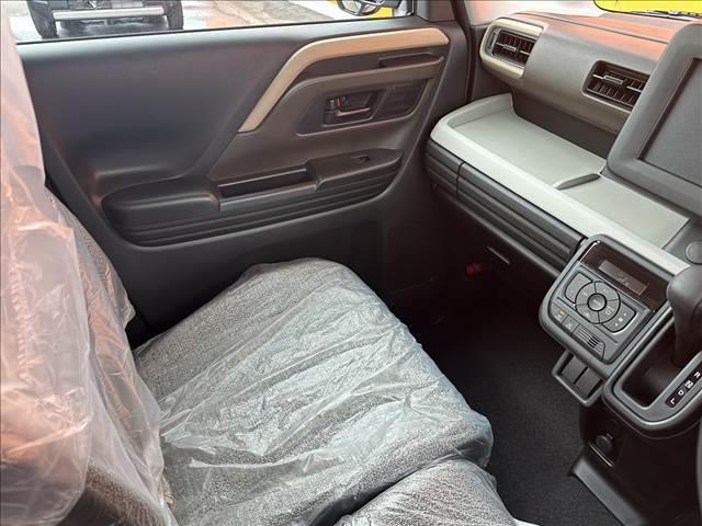 スペーシア ハイブリッドＧ　届出済未使用車　４ＷＤ　両側スライドドア　スズキセーフティーサポート　ＬＥＤライト　オートライト　オートエアコン　アイドリングストップ　スマートキー　バニティーミラー　パワーウインドウ（37枚目）