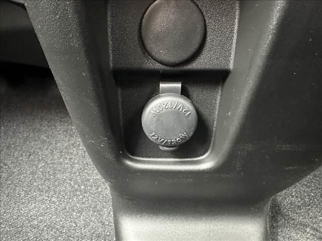 スペーシア ハイブリッドＧ　届出済未使用車　４ＷＤ　両側スライドドア　スズキセーフティーサポート　ＬＥＤライト　オートライト　オートエアコン　アイドリングストップ　スマートキー　バニティーミラー　パワーウインドウ（63枚目）