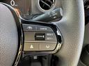 　届出済未使用車　４ＷＤ　禁煙車　ホンダセンシング　アダプティブクルーズコントロール　電動スライドドア　バックカメラ　シートヒーター　サンシェード　純正アルミホイール　ＬＥＤヘッドライト　ＵＳＢ入力端子（9枚目）