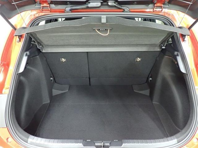 カローラスポーツ ハイブリッドＧ　フルセグ　メモリーナビ　バックカメラ　衝突被害軽減システム　ＥＴＣ　ＬＥＤヘッドランプ（25枚目）