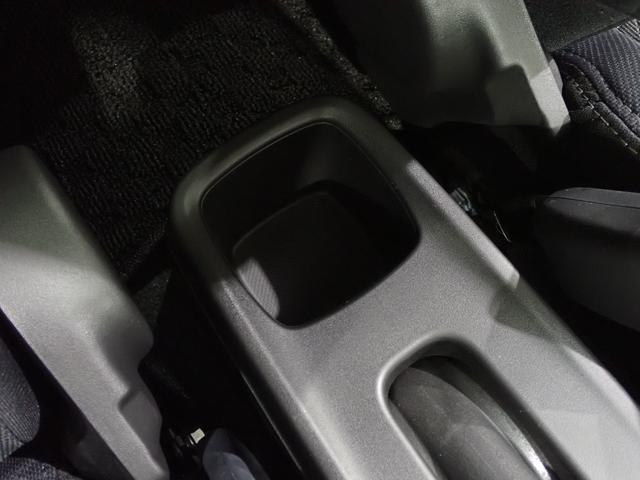 スイフト HYBRID MX 4WD デュアルセンサーブレーキII 4WD デュアルセンサーブレーキサポートII アダプティブクルーズコントロール キーレスプッシュスタート シートヒーター オートエアコン LEDヘッドライト オートライト アルミホイール(30枚目)