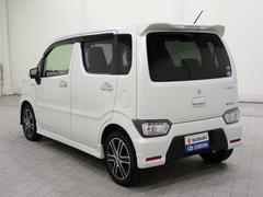 ���Ҥϥ�����������ң�������л��ľ������Ź�������������ǥ����顼�ˤǤ������ҤΥ�åȡ��ϡ������¡ס��ֿƿȡס��ֿ����פǡ������ͤ�˭���ʥ����饤�դ�¸����뤿��Τ��������򤵤��Ƥ��������ޤ��� 4